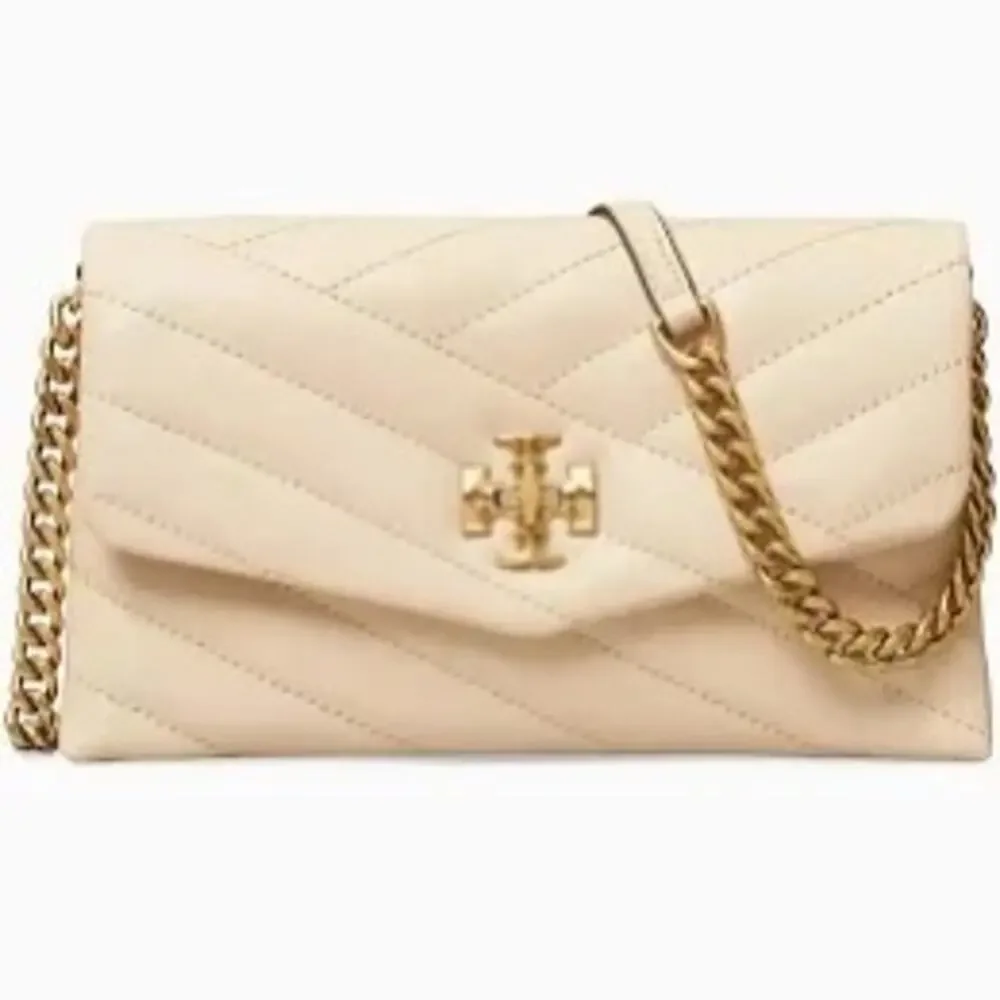 Tory Burch Kira Chain Wallet Cream